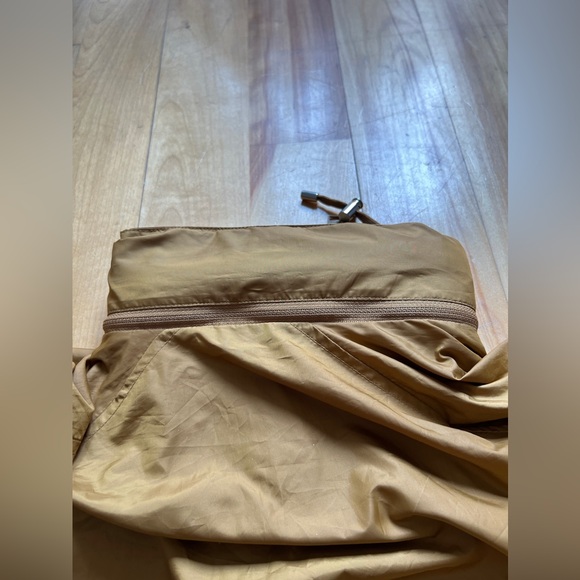 Frank and Oak mustard yellow packable raincoat - Picture 5 of 5